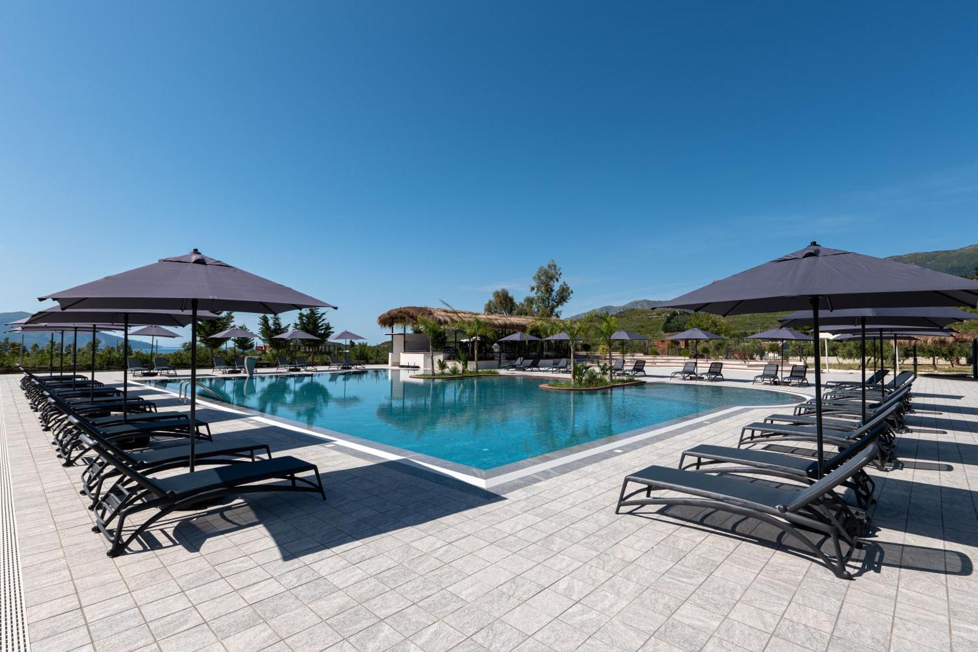 Acros Resort Vlorë Екстериор снимка