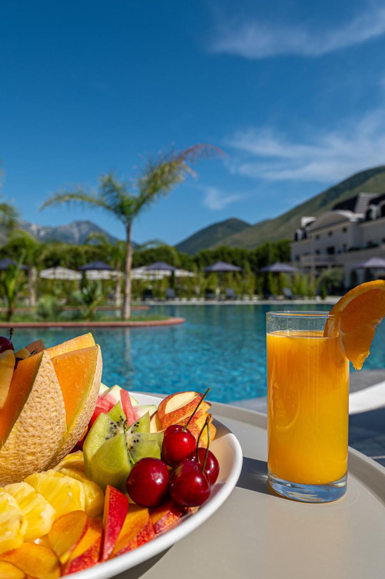 Acros Resort Vlorë Екстериор снимка