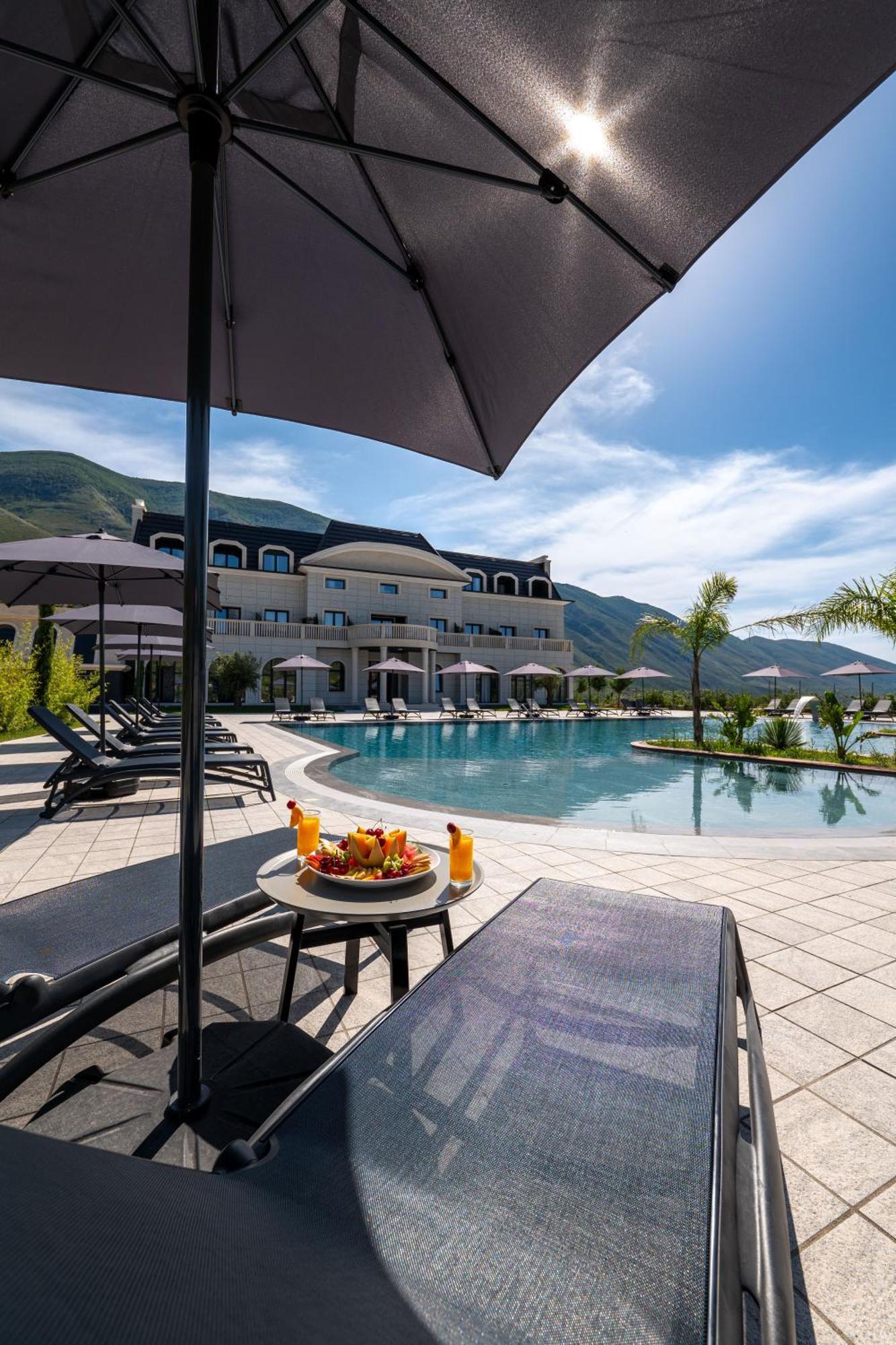Acros Resort Vlorë Екстериор снимка