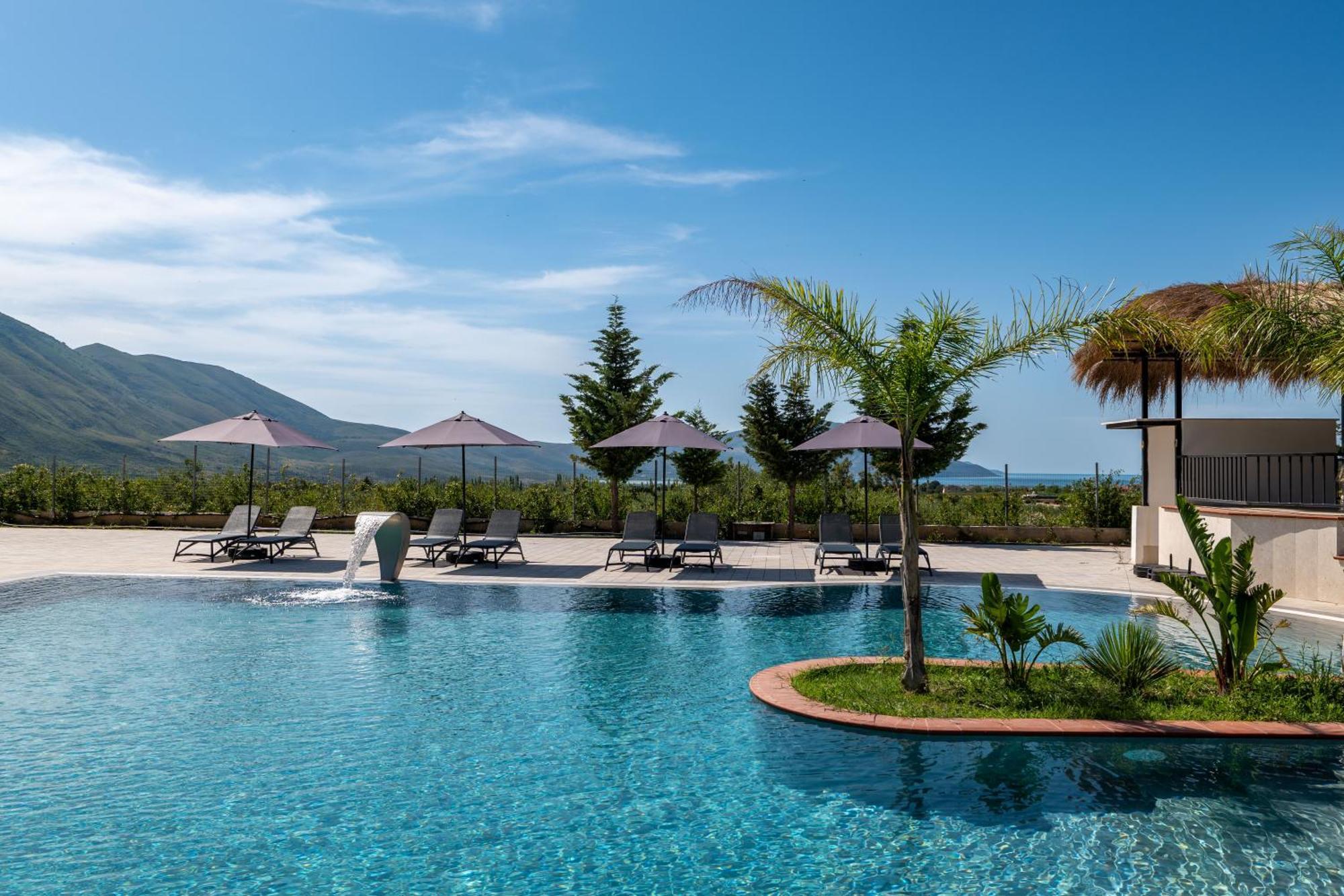 Acros Resort Vlorë Екстериор снимка