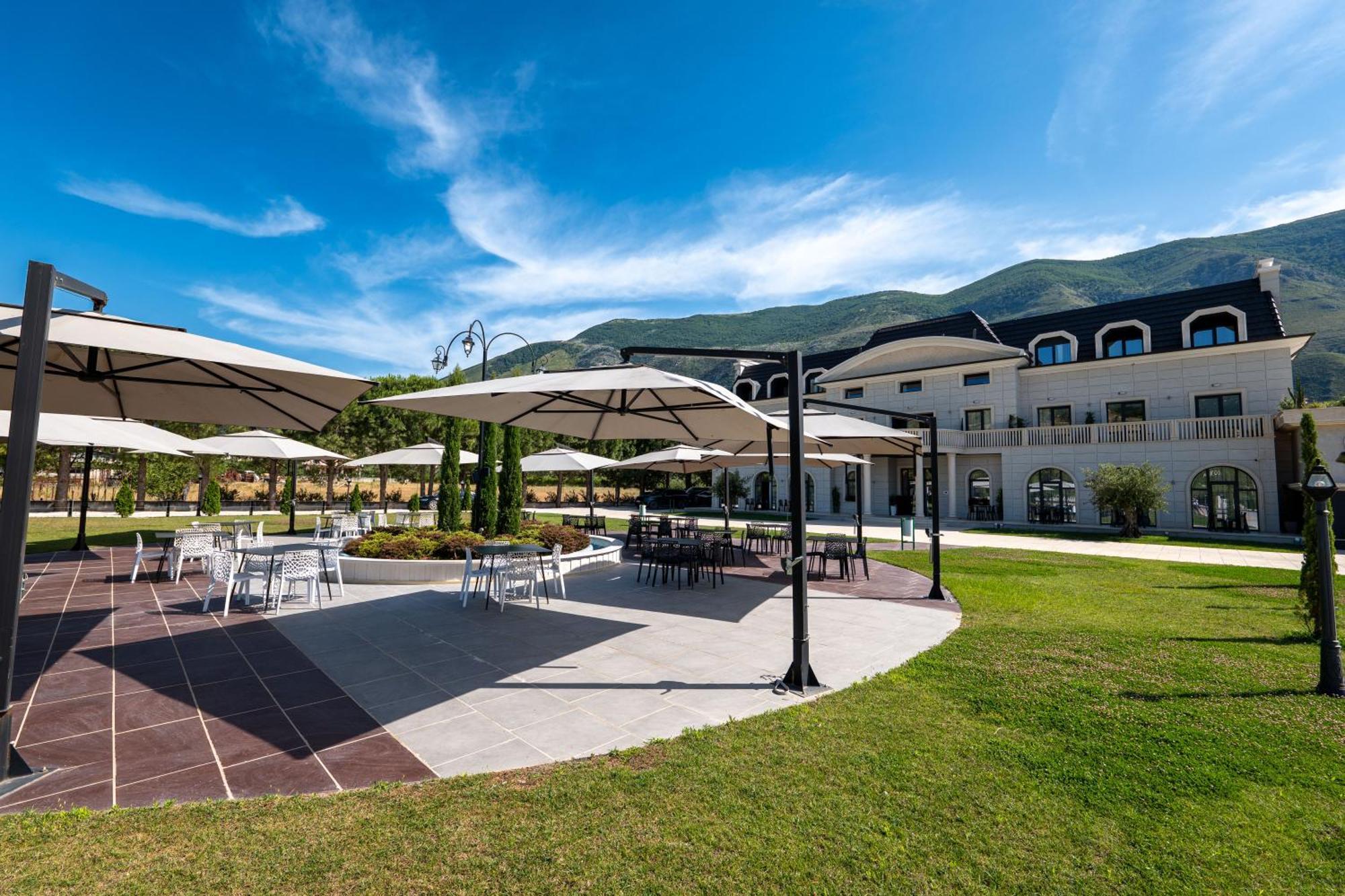 Acros Resort Vlorë Екстериор снимка