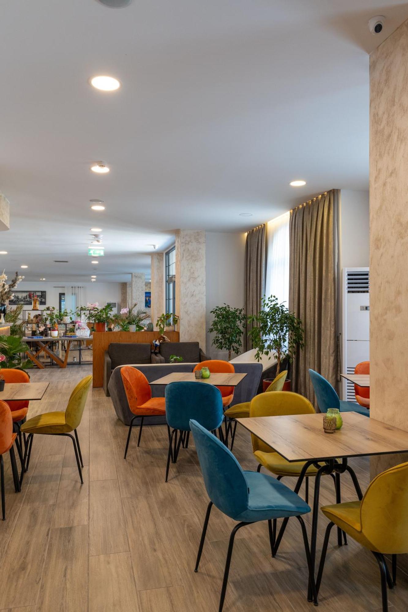 Acros Resort Vlorë Екстериор снимка