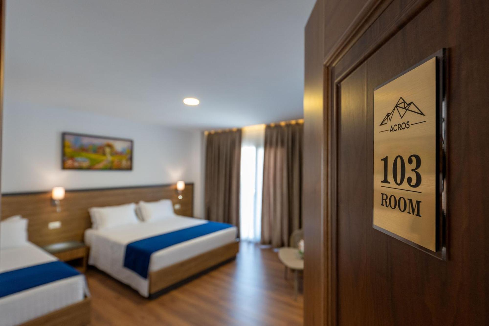 Acros Resort Vlorë Екстериор снимка