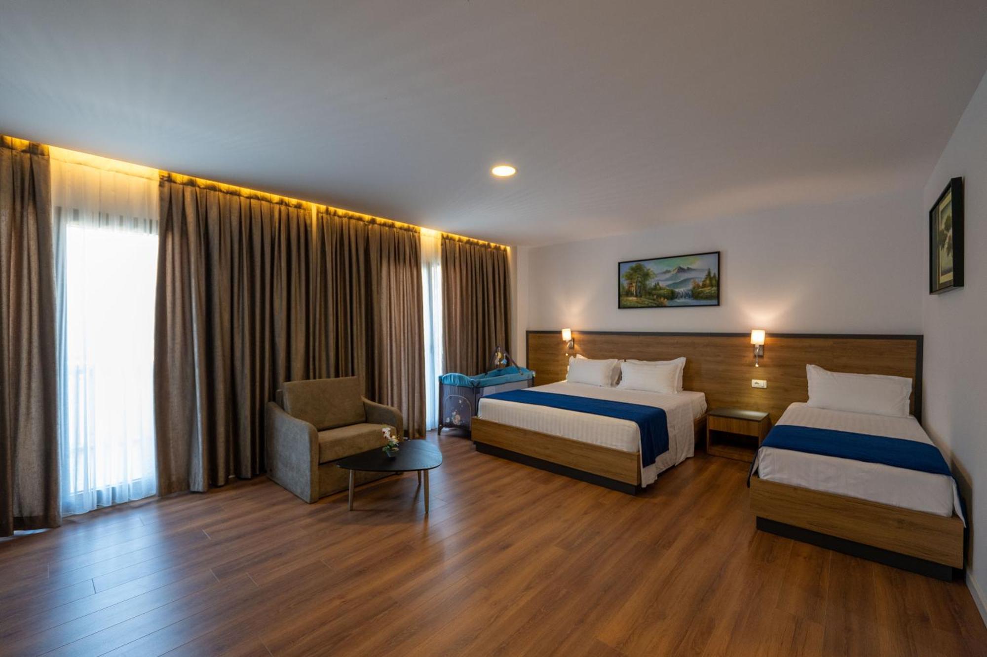Acros Resort Vlorë Екстериор снимка
