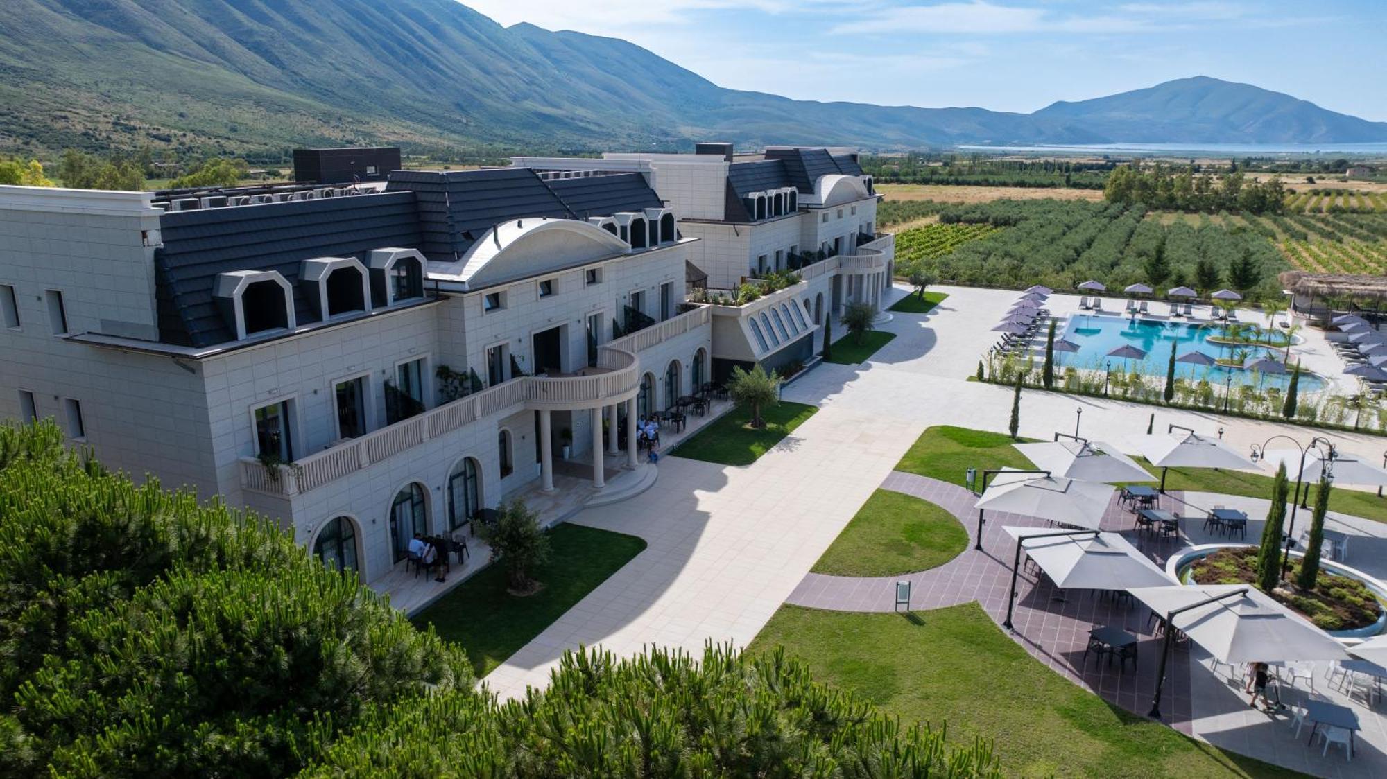 Acros Resort Vlorë Екстериор снимка